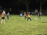 Training S.K.N.W.K. JO19-1 op het oude trainingsveld (22/23)